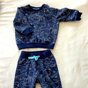 Gymboree - Adorable whale baby outfit 3-6 month
